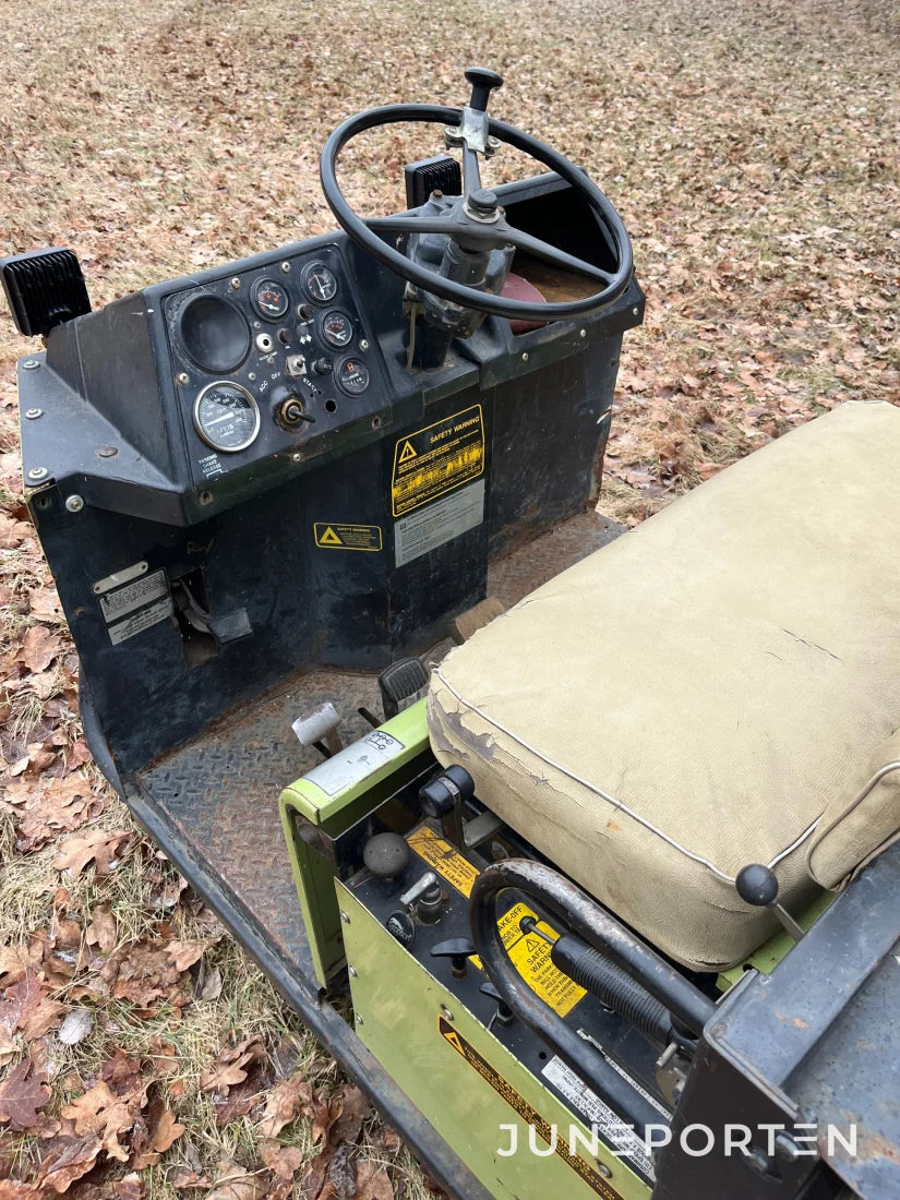 Arbetsfordon Cushman Diesel