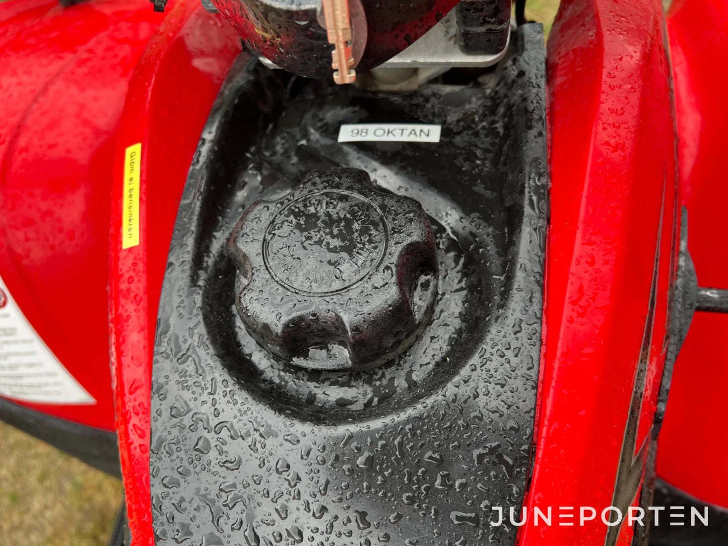 ATV Polaris Phoenix 200E