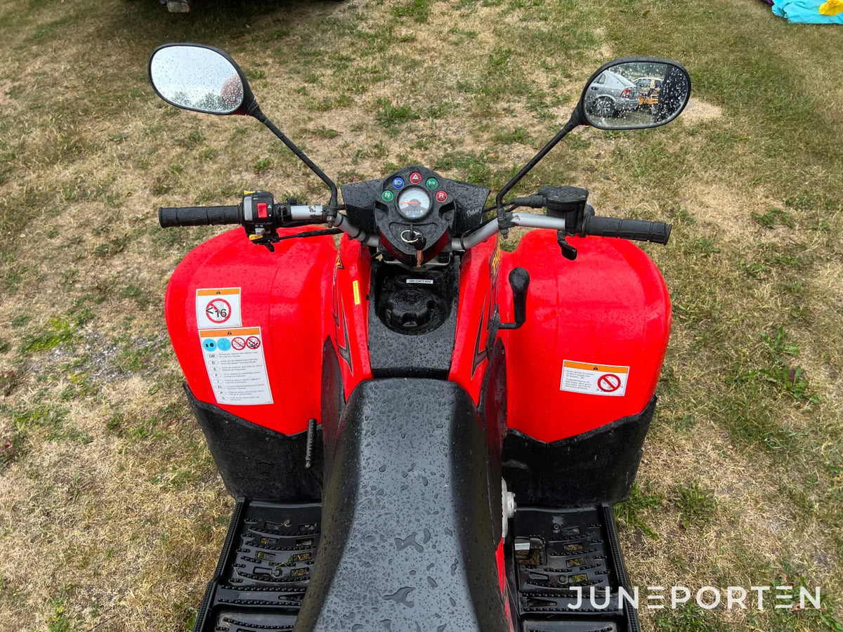 ATV Polaris Phoenix 200E