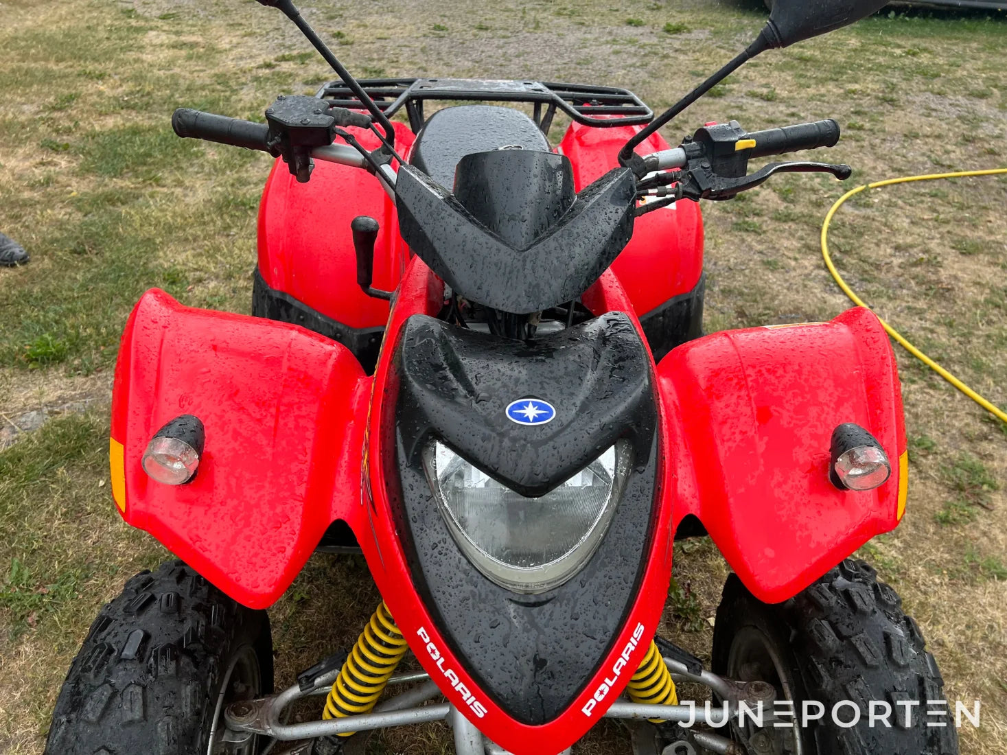 ATV Polaris Phoenix 200E