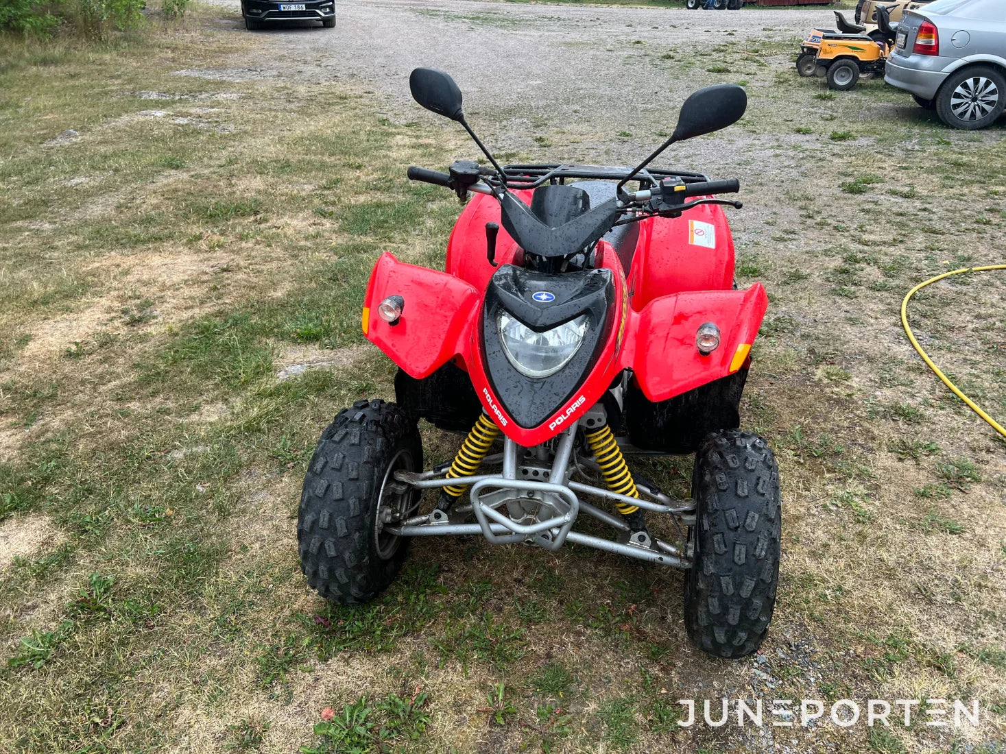 ATV Polaris Phoenix 200E