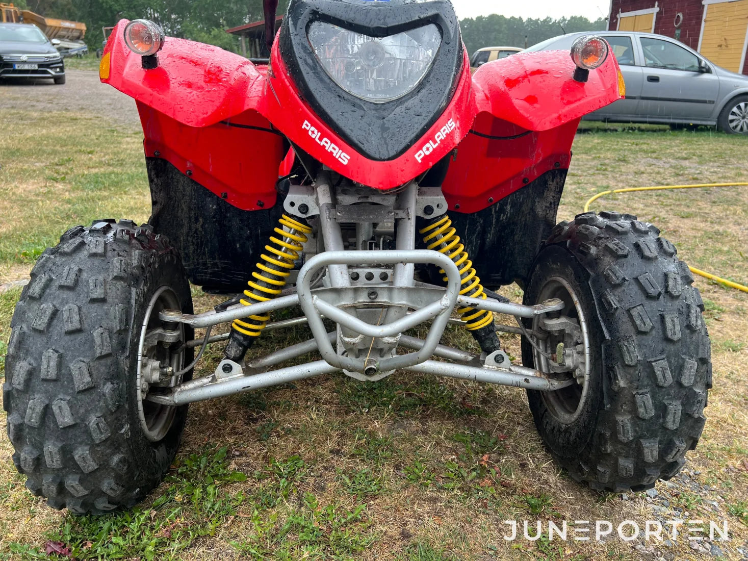 ATV Polaris Phoenix 200E