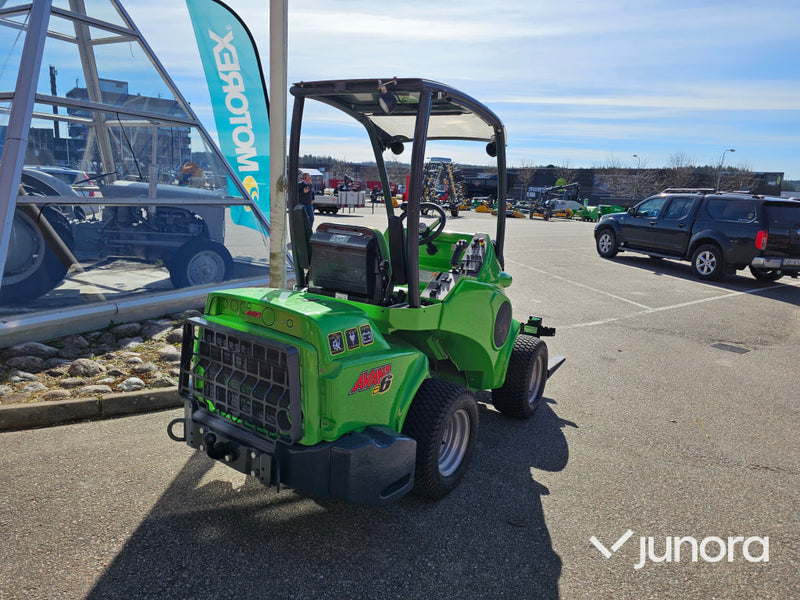 Kompaktlastare Avant E6