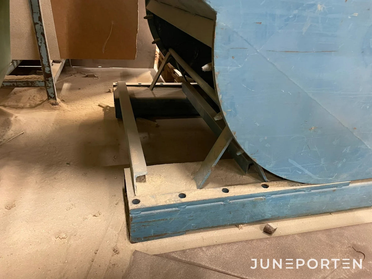 Avfallscontainer med tipp