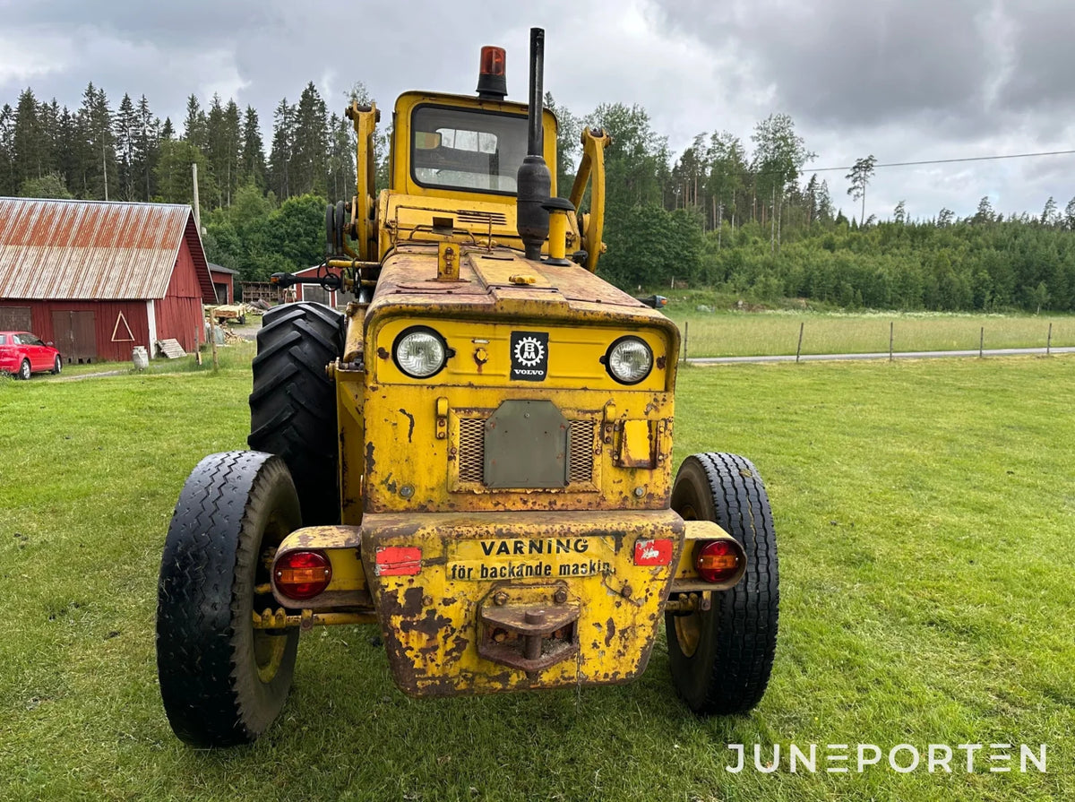 Baklastare Volvo BM 620