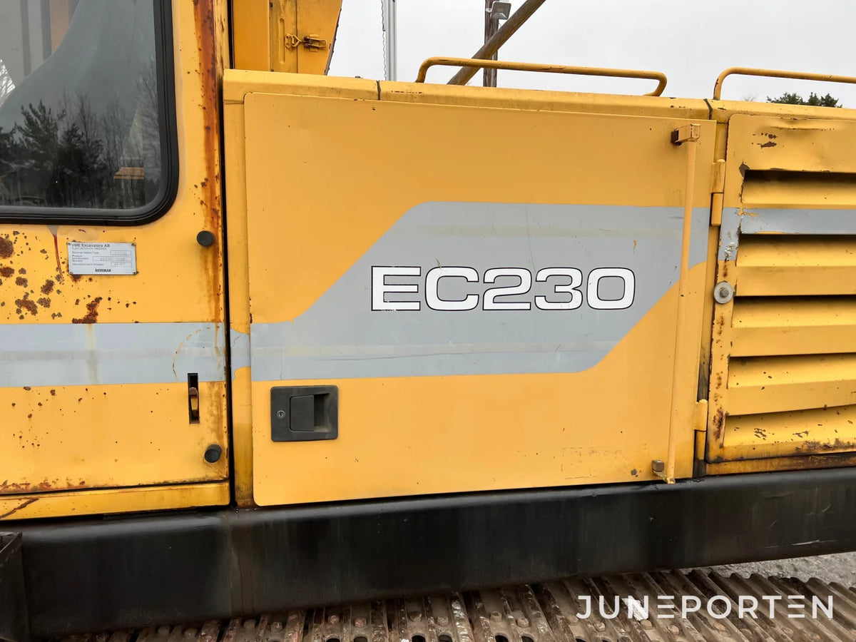 Bandgrävare Åkerman EC230