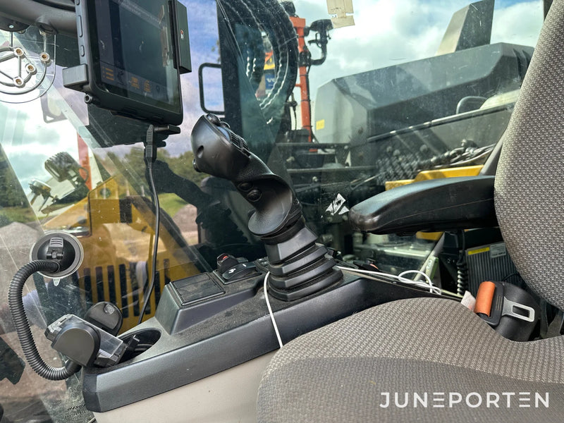 Bandgrävare Volvo ECR 145 EL