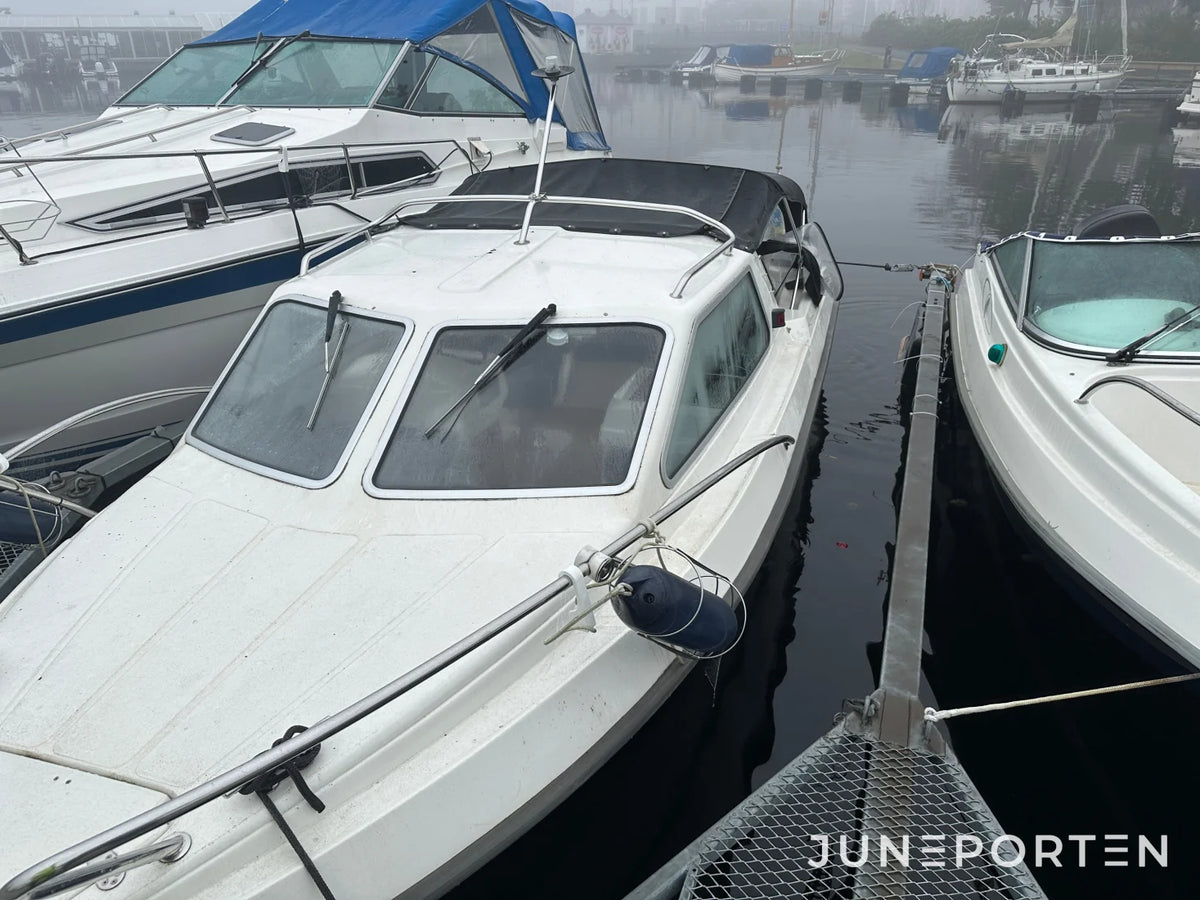 Motorbåt Bella 642 HT