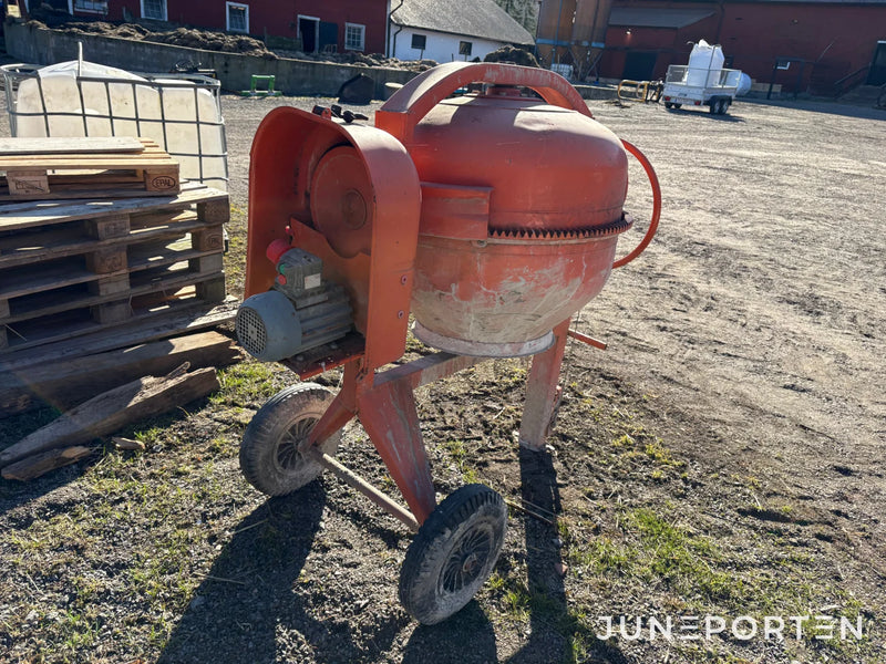 Betongblandare