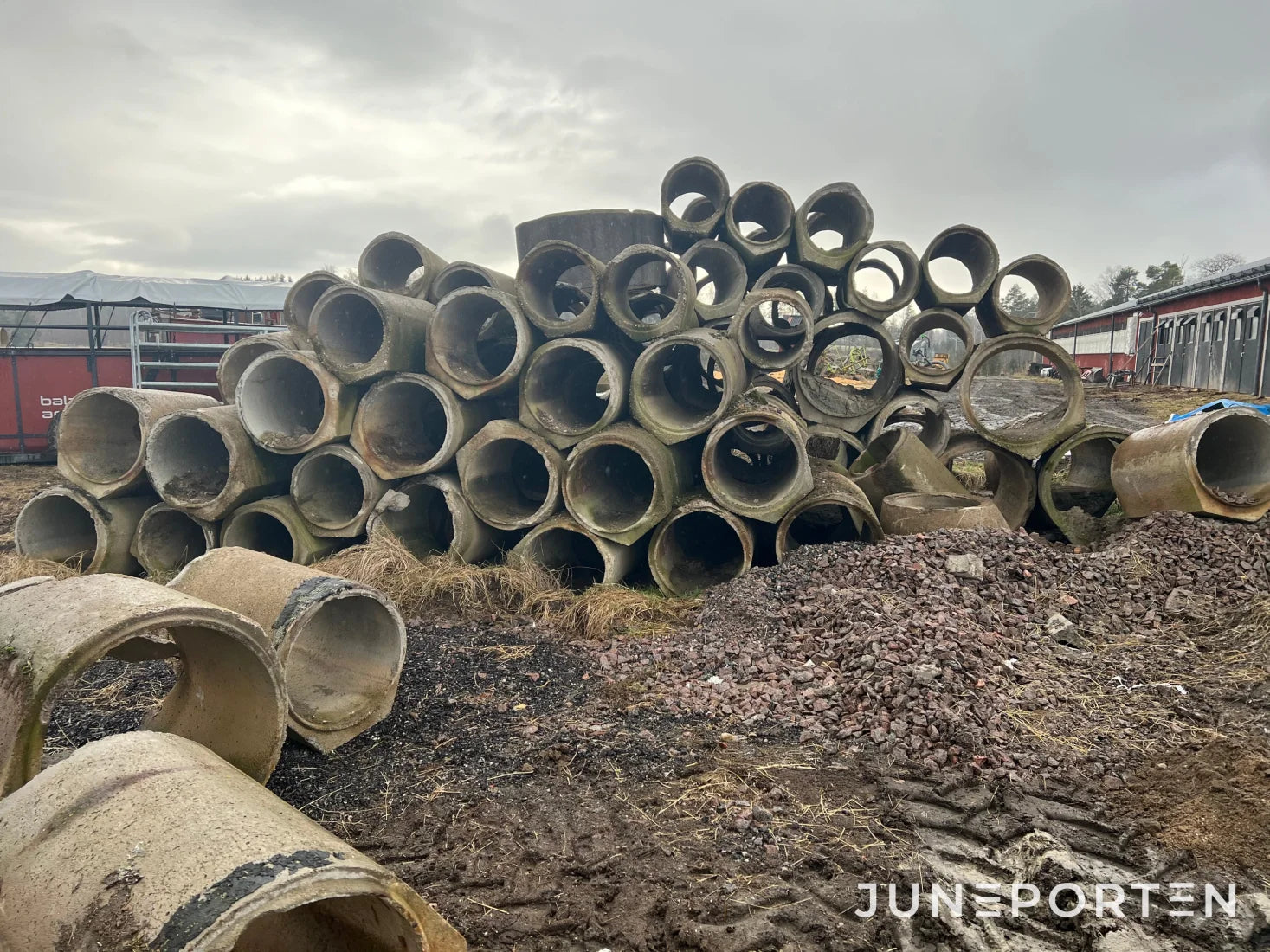 Betongrör med fot