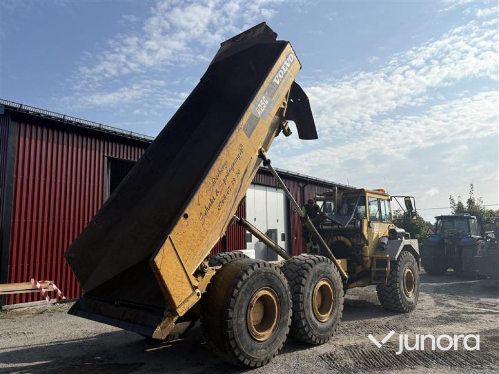 Dumper VOLVO 5350 6X6 (A25)