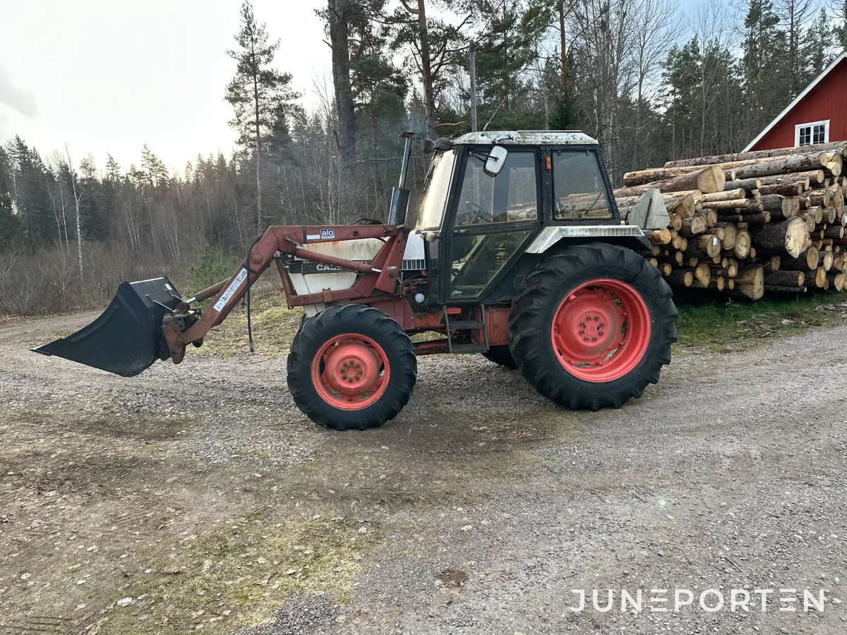 Case IH 1390 4WD med lastare