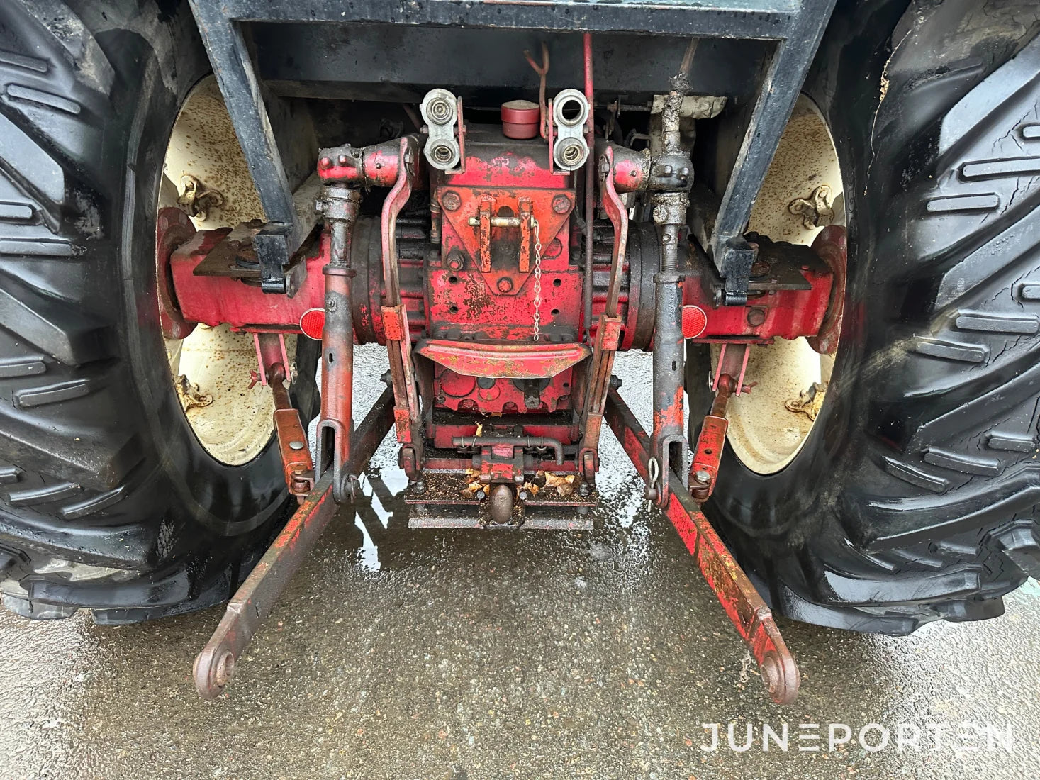 Case IH 844