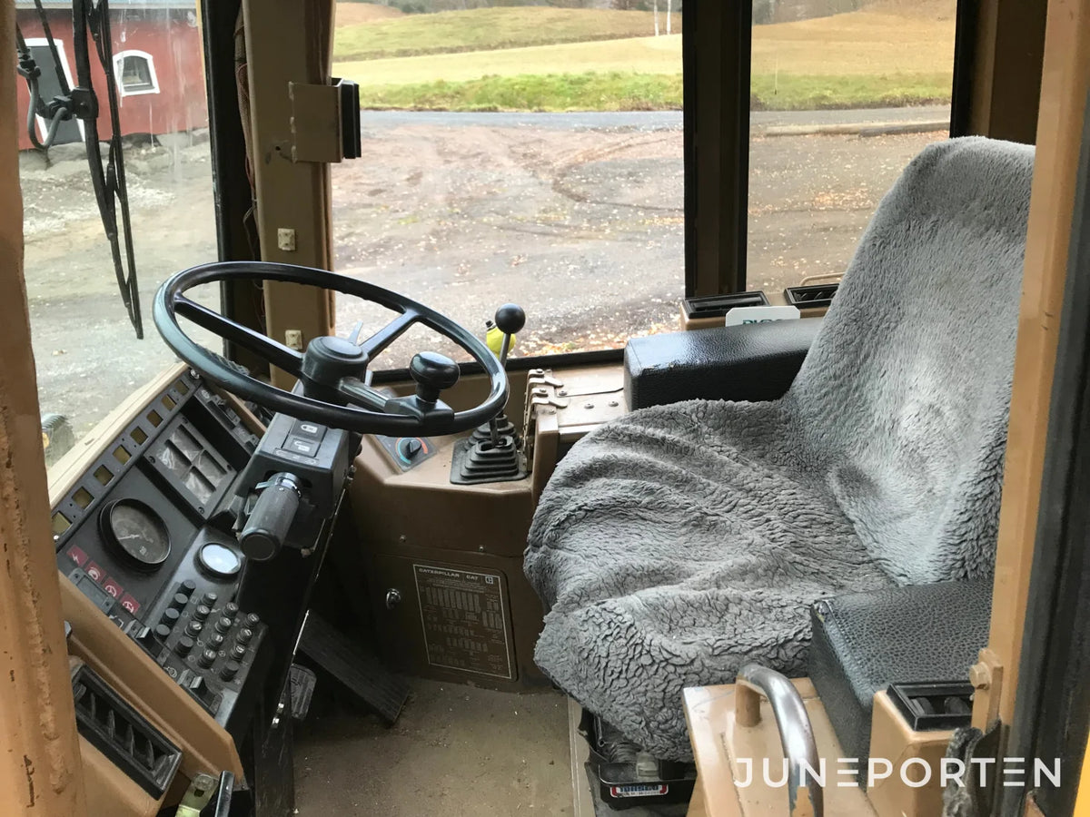 Hjullastare Caterpillar IT12B