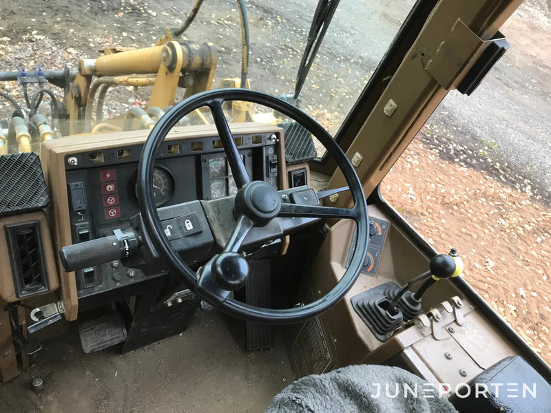 Hjullastare Caterpillar IT12B