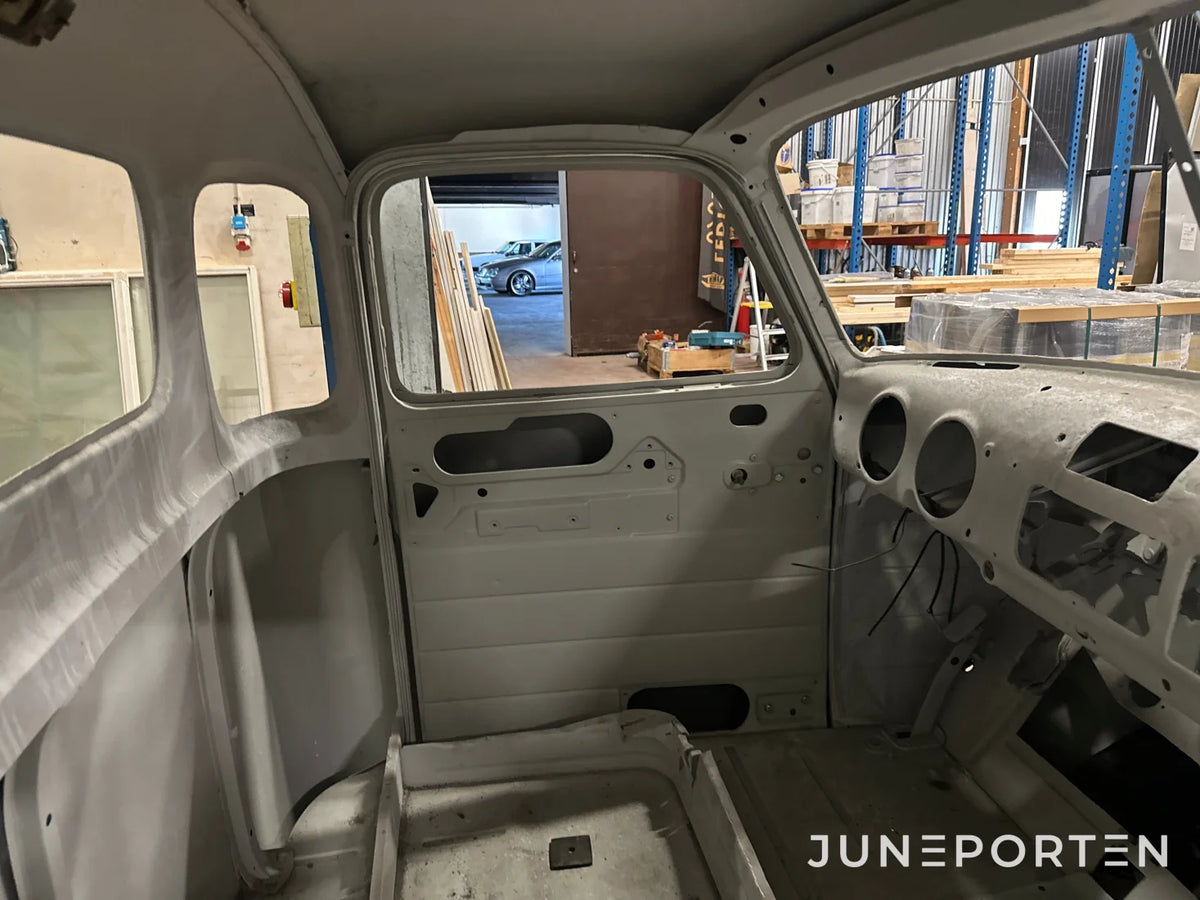 Chevrolet 3100 Five Windows