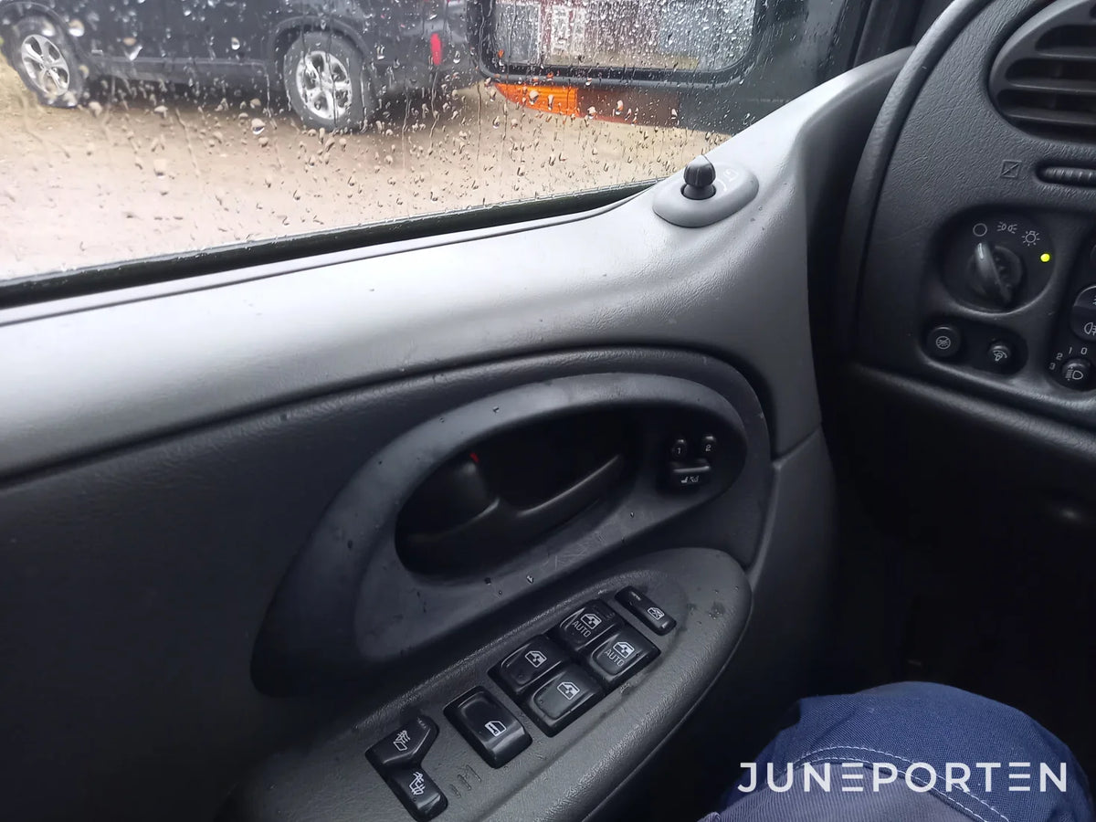 Chevrolet Trailblazer 4.2