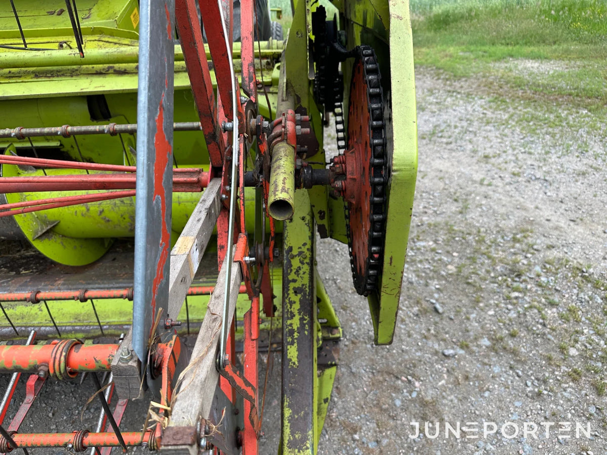 Skördetröska Claas Dominator 48