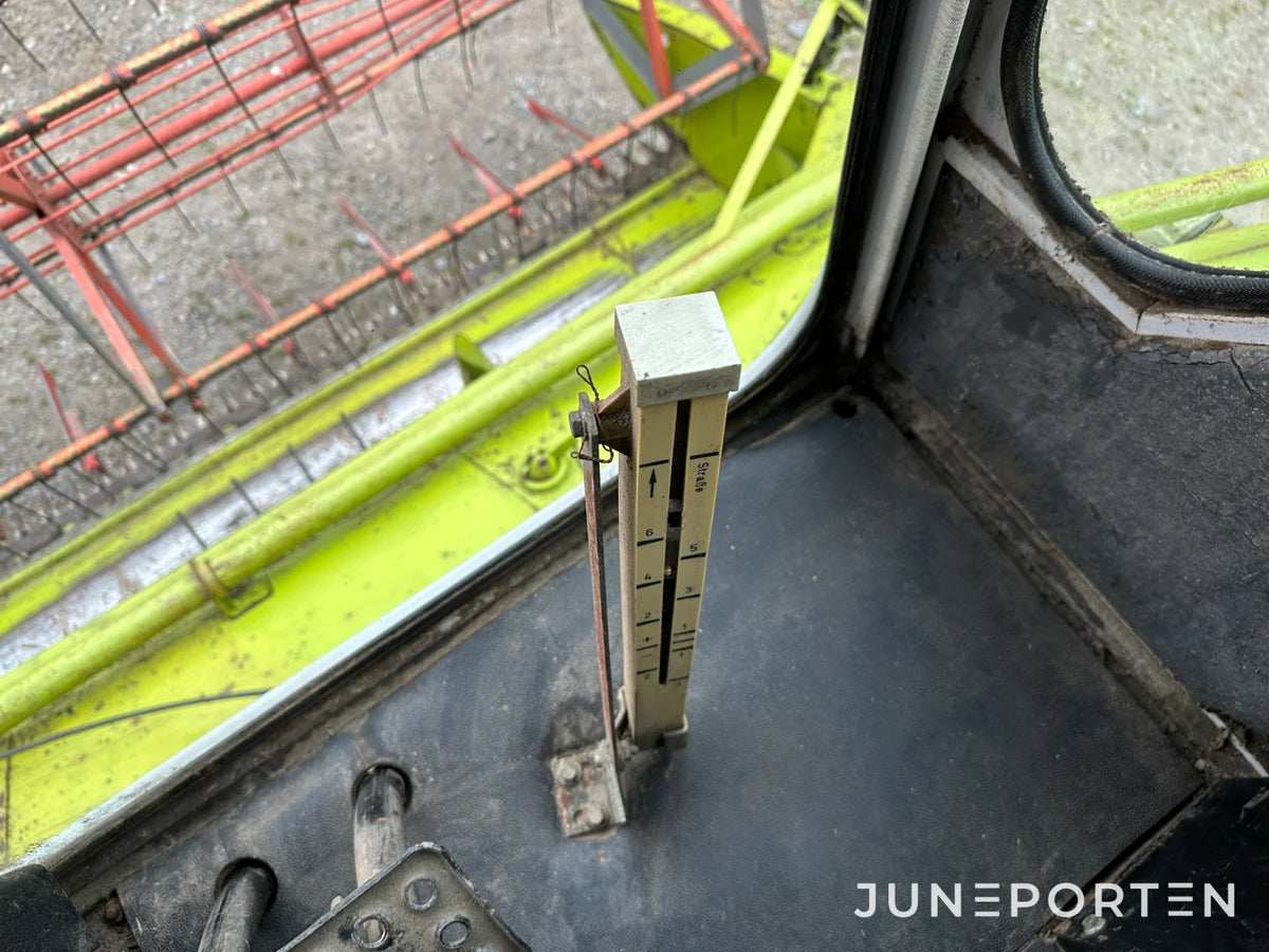 Skördetröska Claas Dominator 48