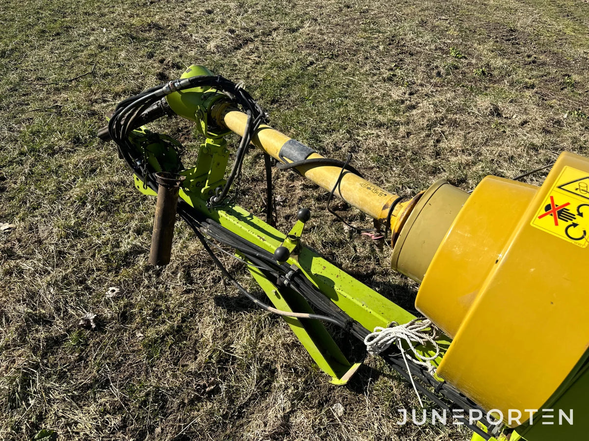 Claas Markant 65 småbalspress med kastare