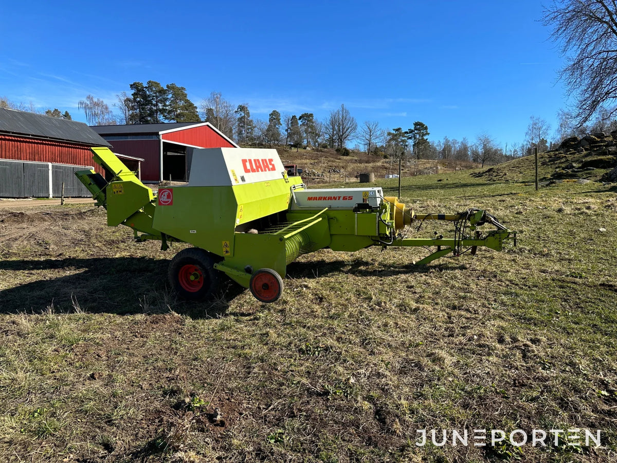 Claas Markant 65 småbalspress med kastare