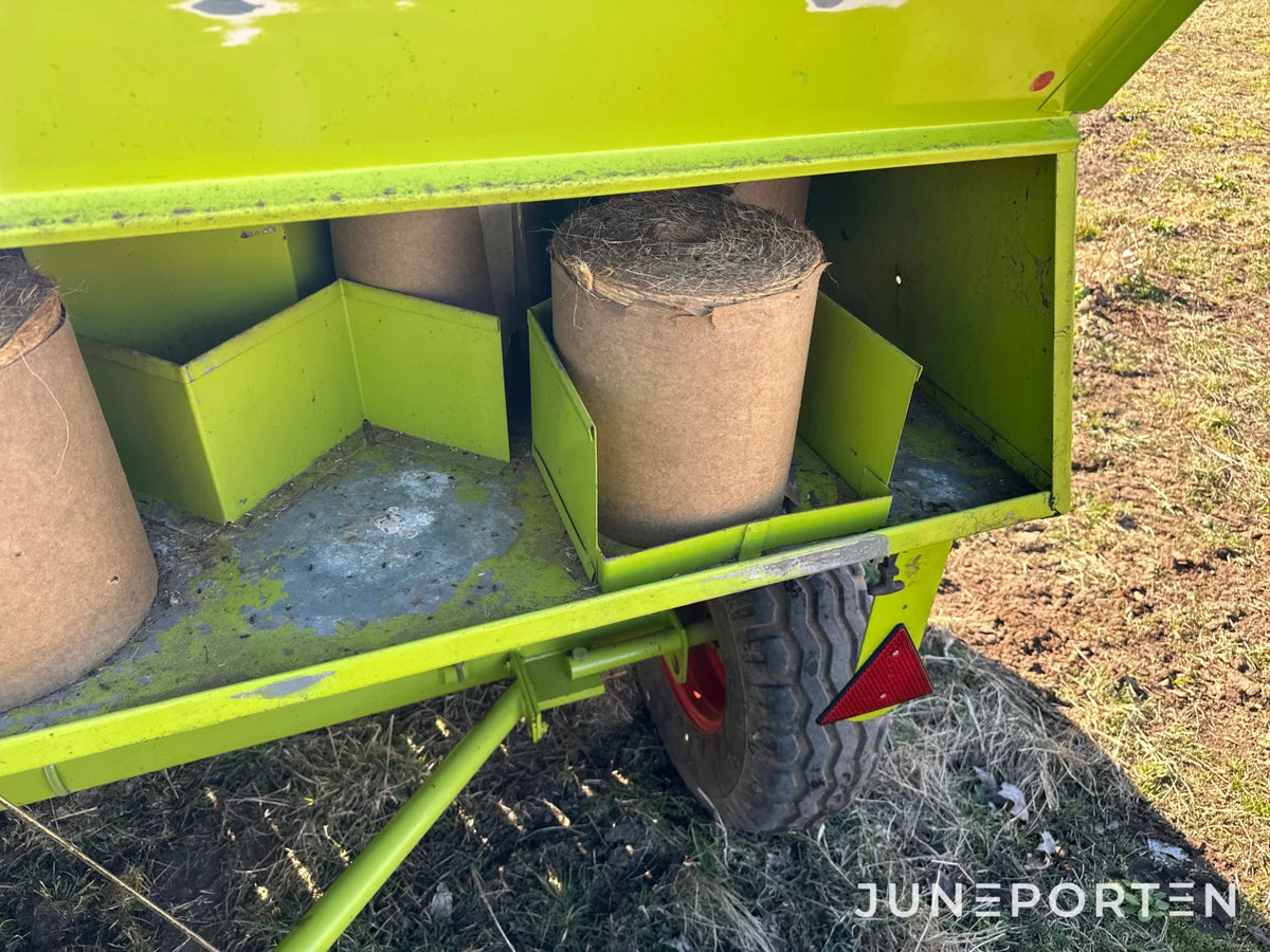 Claas Markant 65 småbalspress med kastare