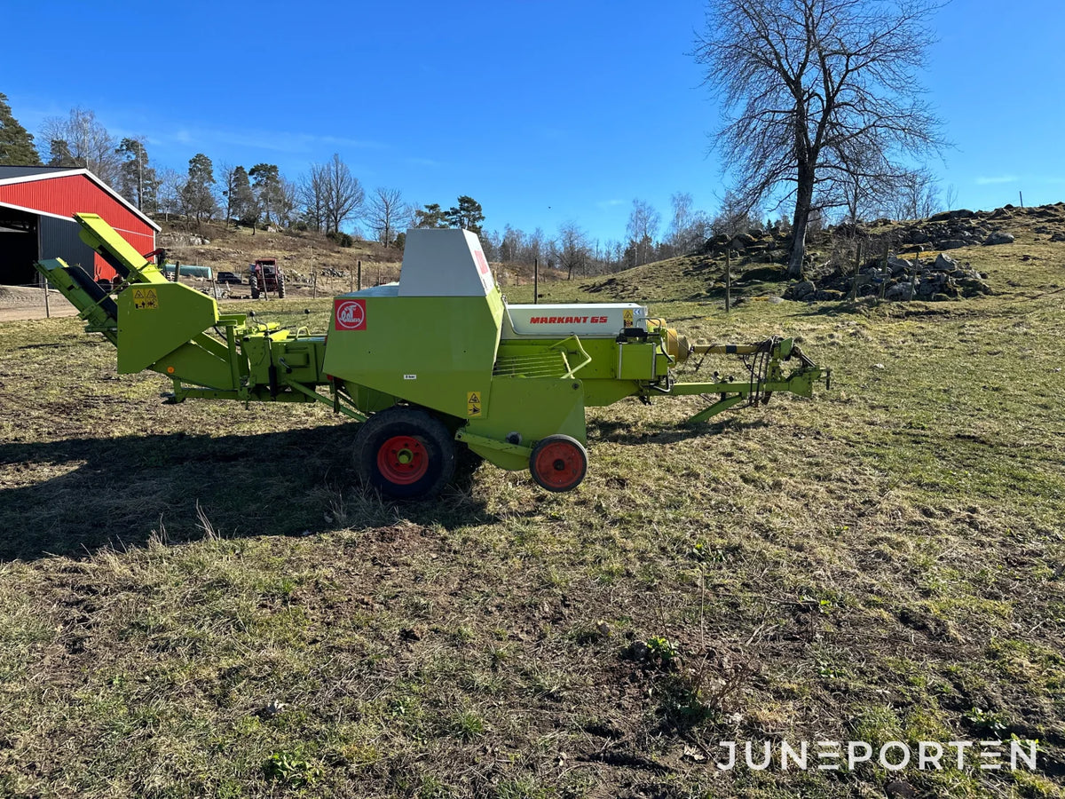 Claas Markant 65 småbalspress med kastare