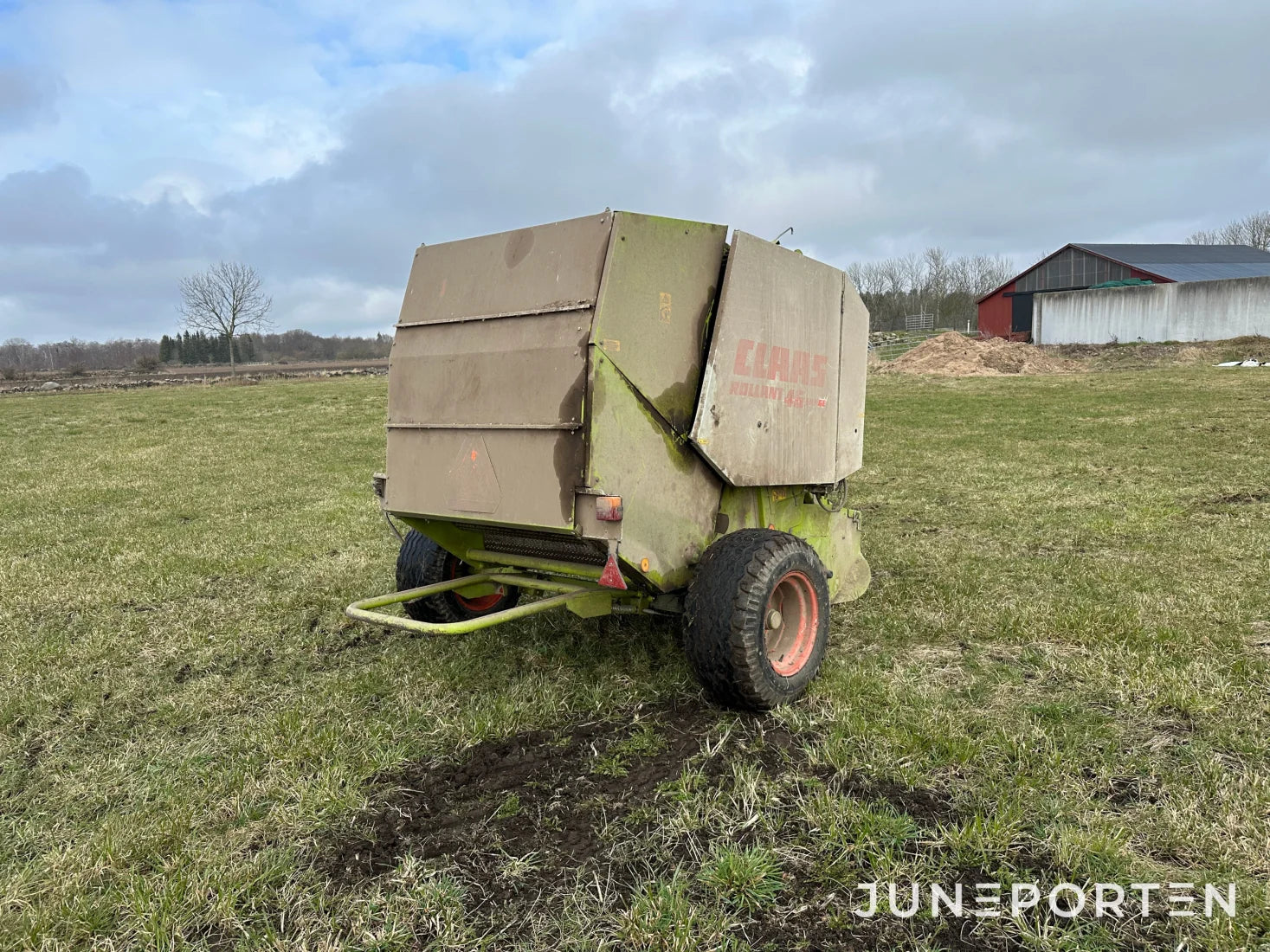 Rundbalspress Claas Rollant46