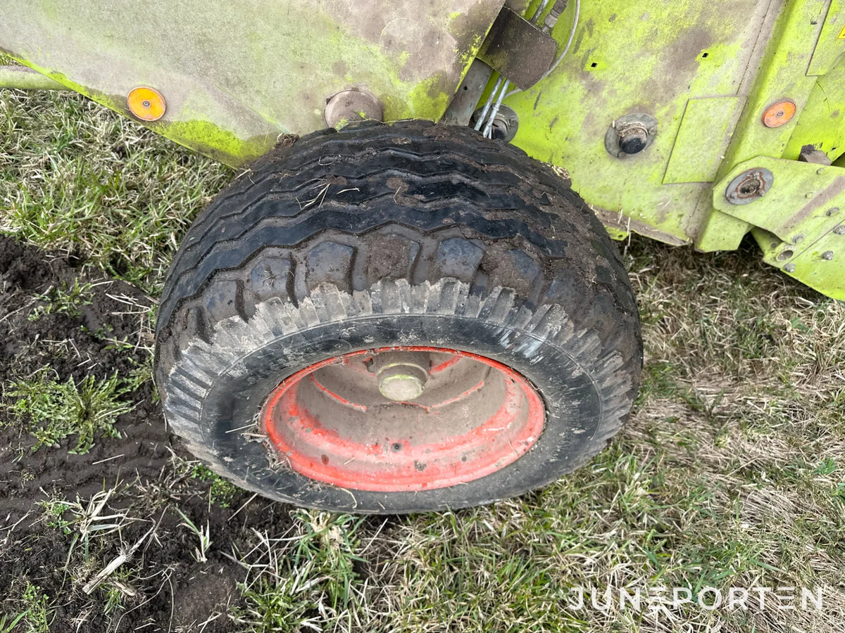 Rundbalspress Claas Rollant46