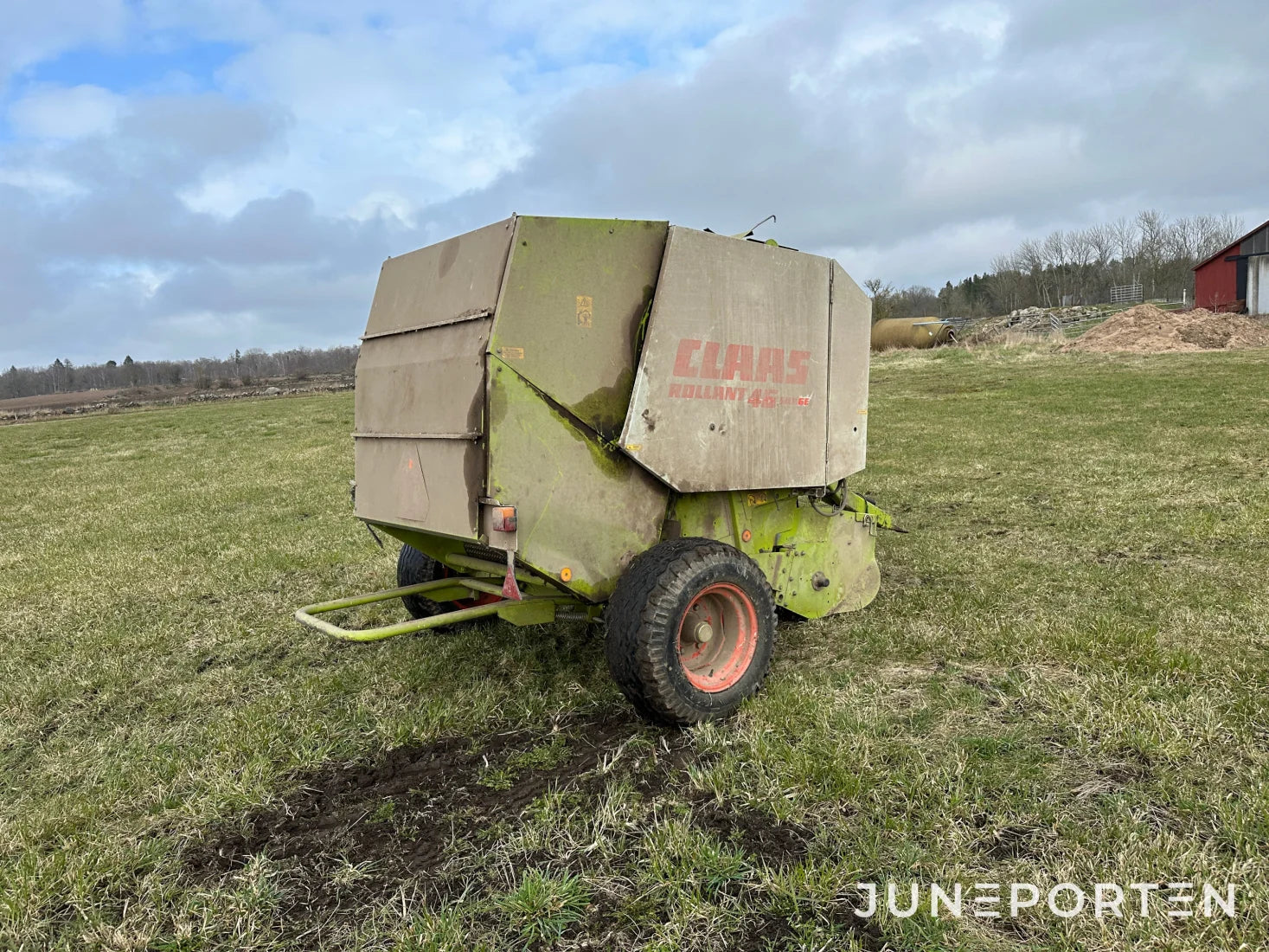 Rundbalspress Claas Rollant46