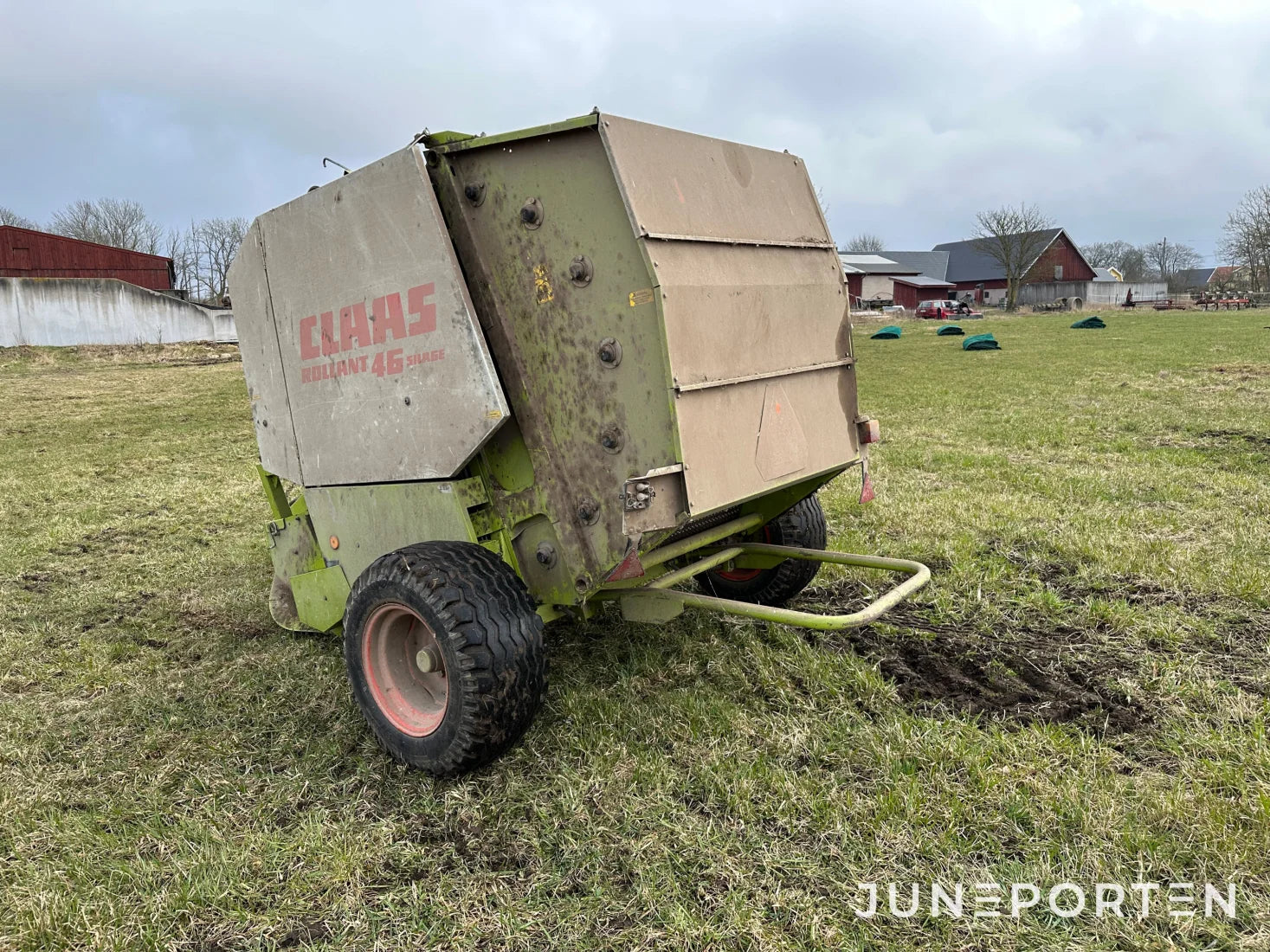 Rundbalspress Claas Rollant46