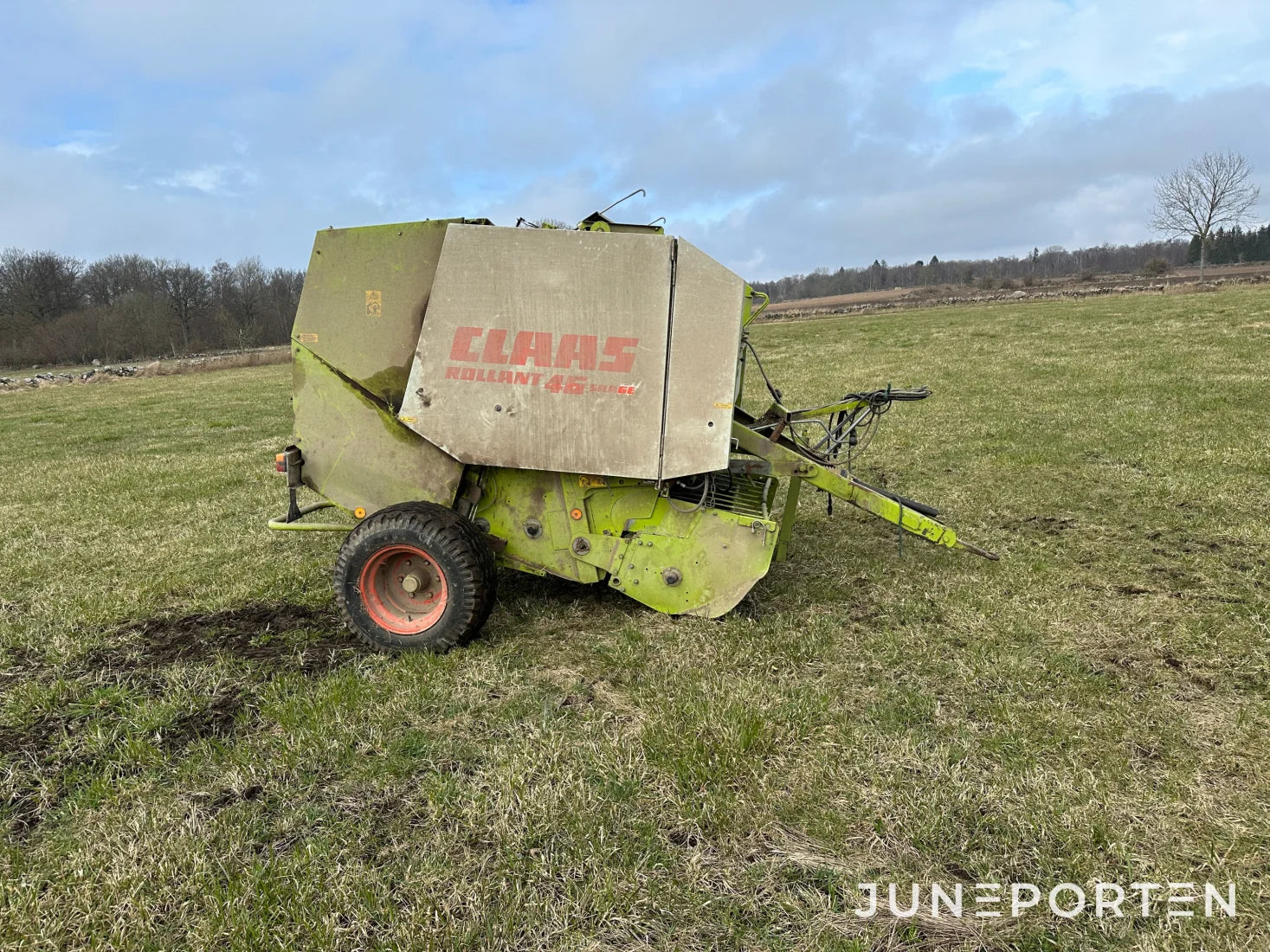 Rundbalspress Claas Rollant46