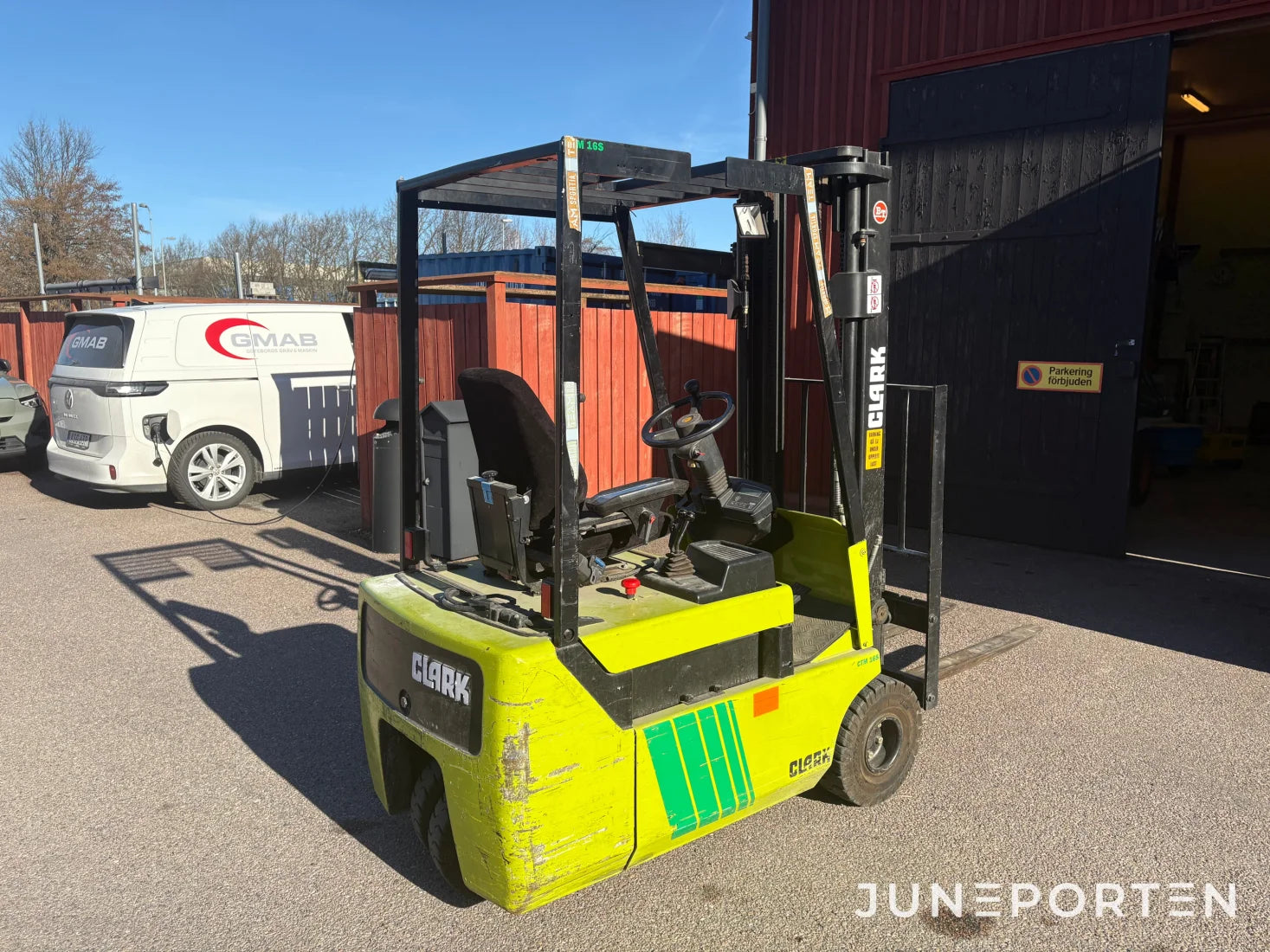 Truck Clark CTM 16S