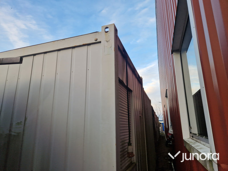 Container Bastu