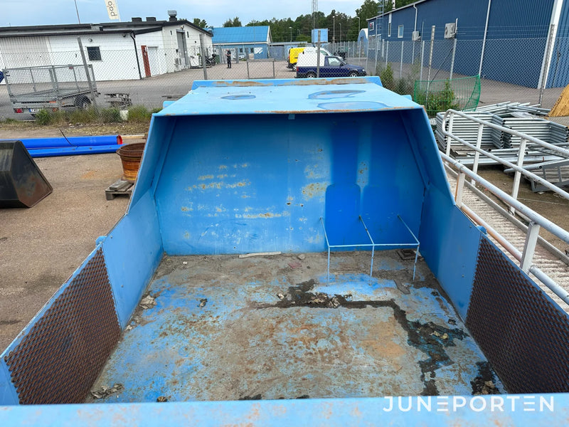 Förvaringscontainer med lastväxlarram