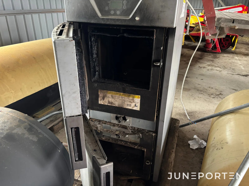 CTC V40 Vedpanna med komplett system