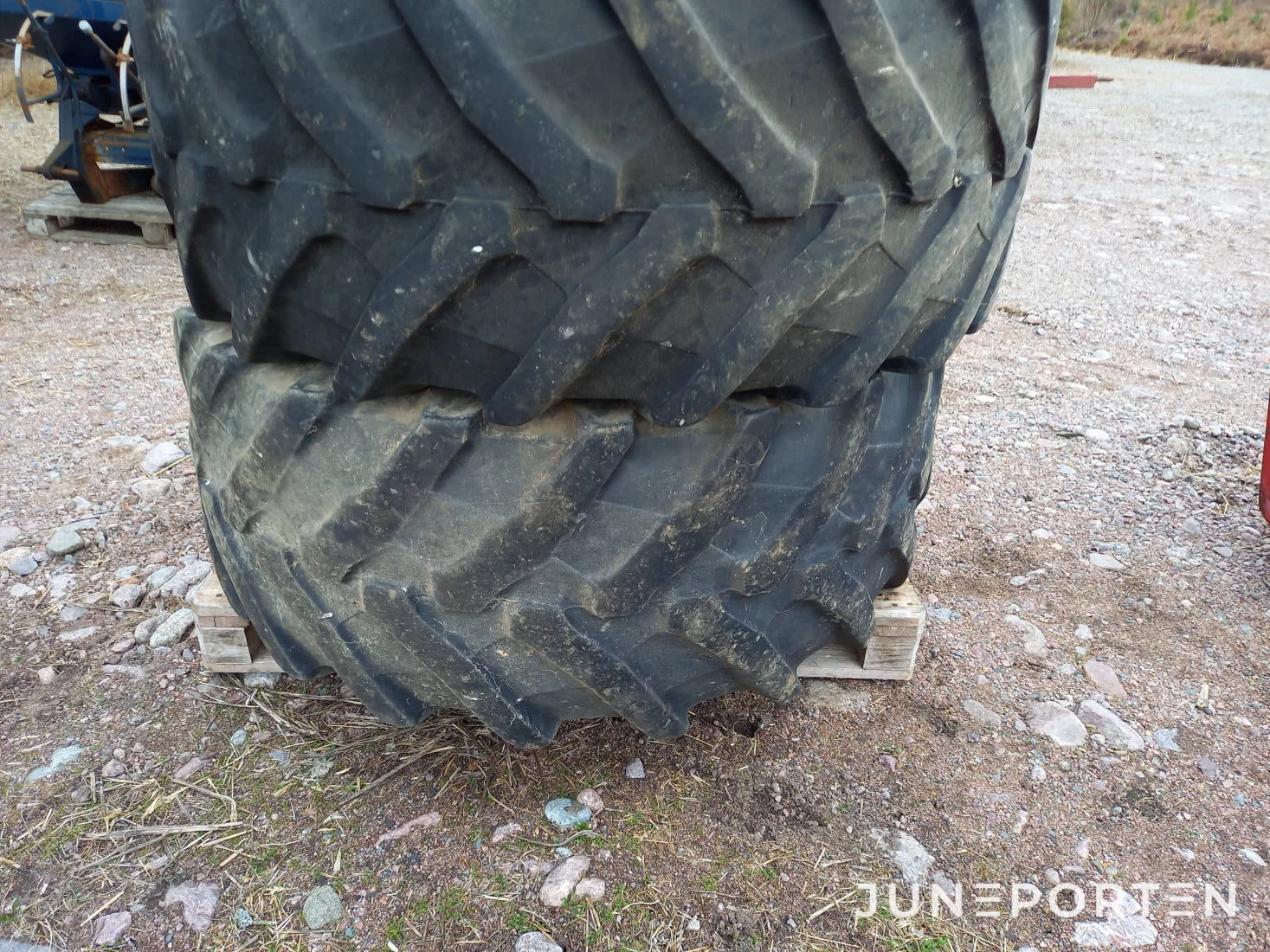 Däck 540/65-28
