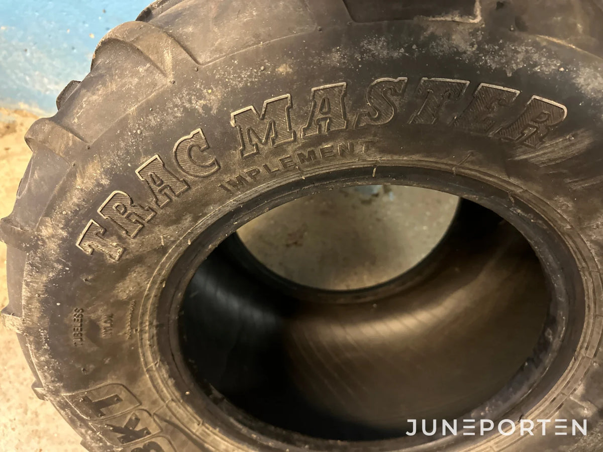Däck till Weidemann 31x15.50-15