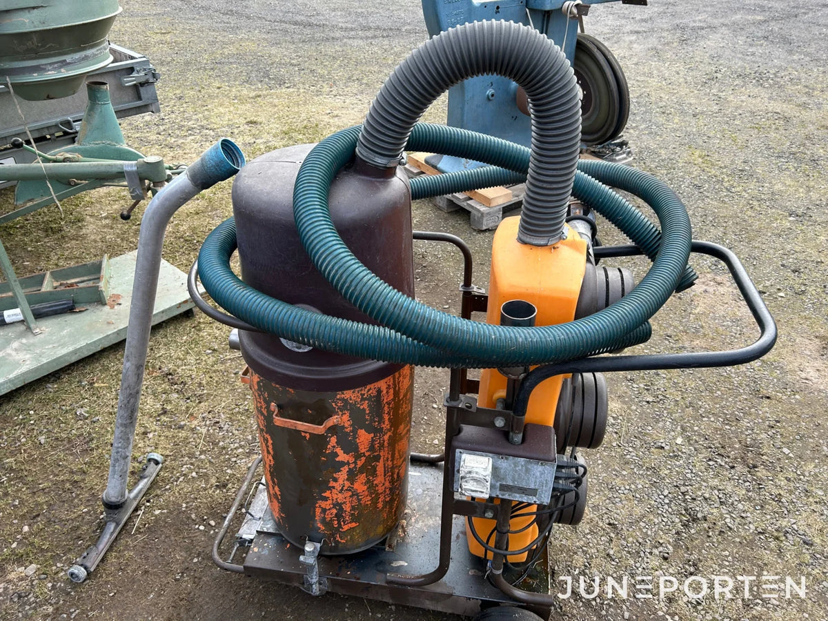 Dammsugare för metallspån och oljor