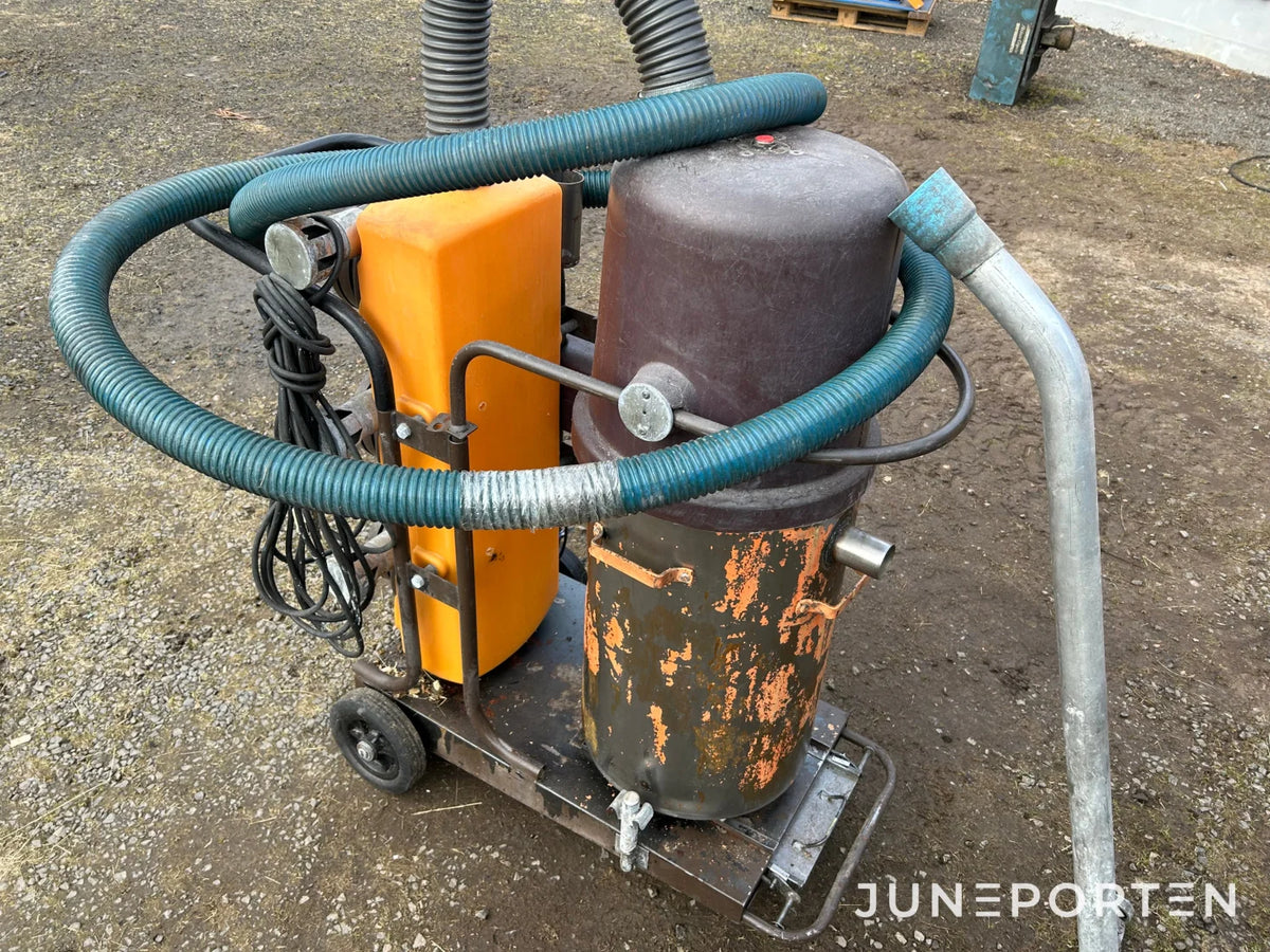 Dammsugare för metallspån och oljor