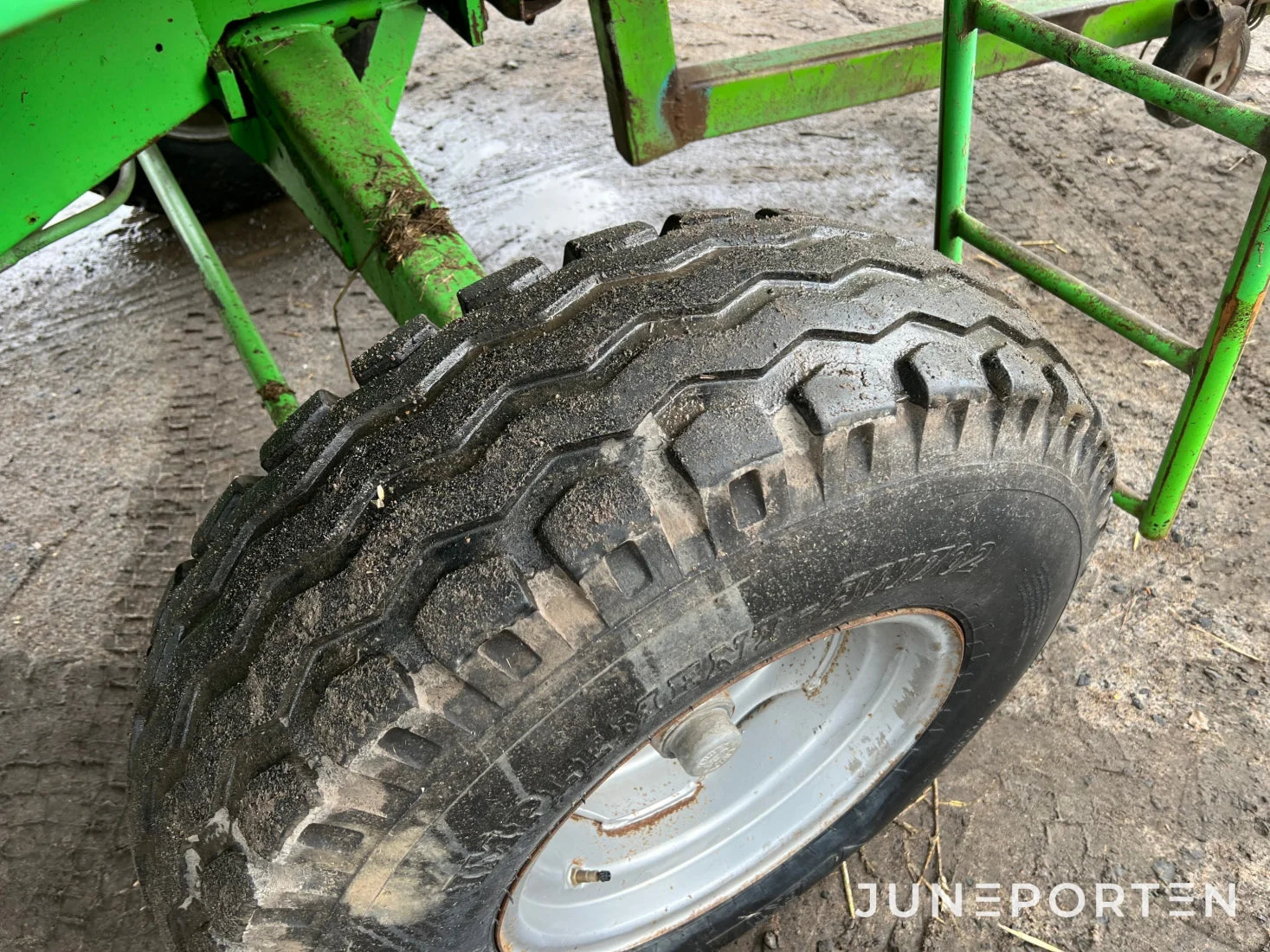 Skördetröska Deutz Fahr M35-80