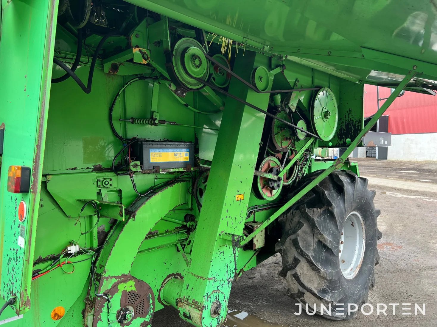 Skördetröska Deutz Fahr M35-80