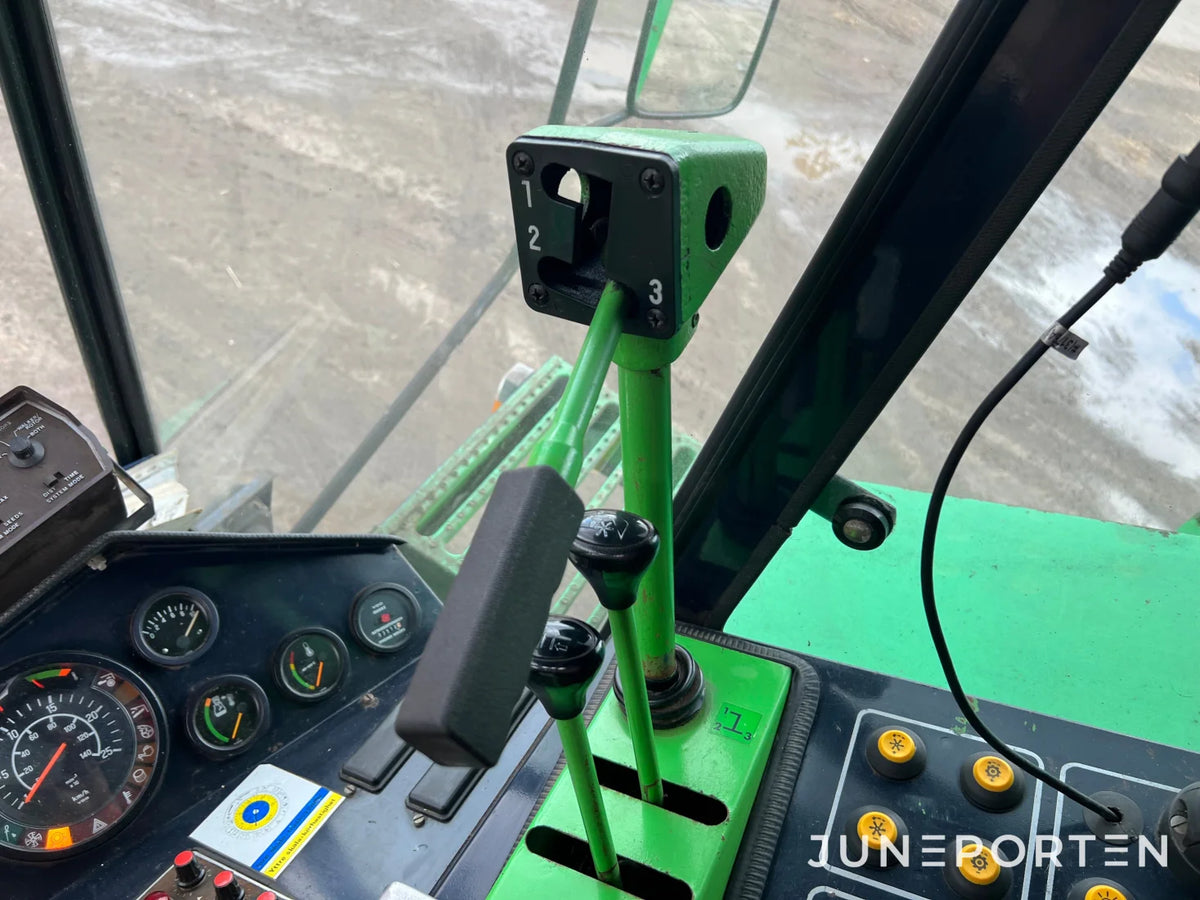Skördetröska Deutz Fahr M35-80