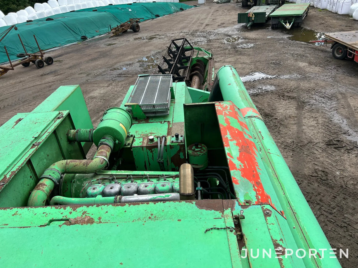 Skördetröska Deutz Fahr M35-80
