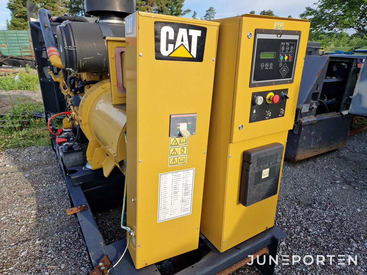 Dieselgenerator Caterpillar DE450E3