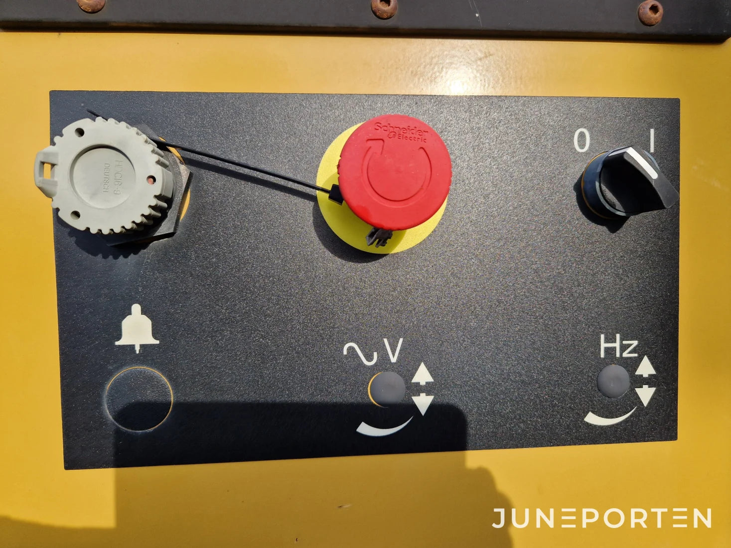Dieselgenerator Caterpillar DE450E3