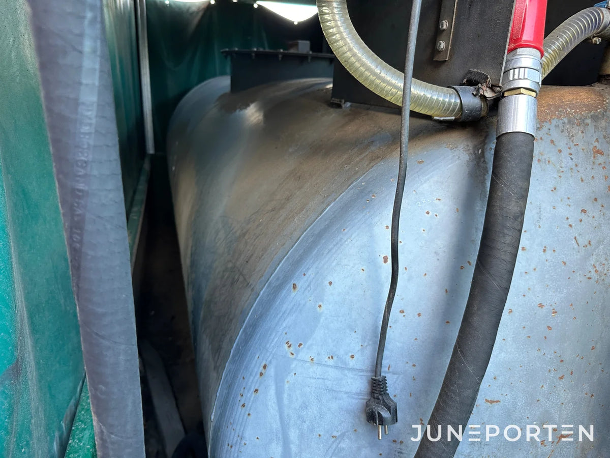 Dieseltank inbyggd 3000 liter