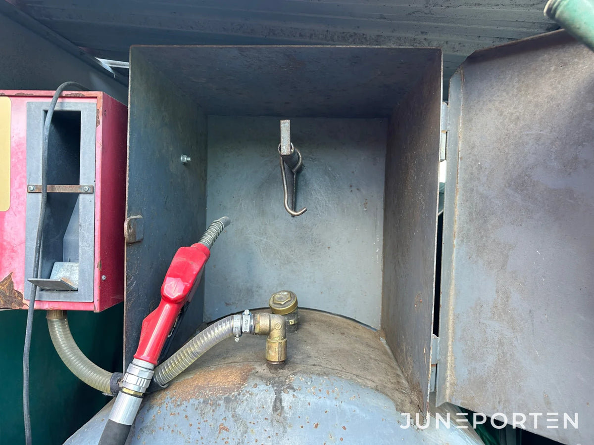 Dieseltank inbyggd 3000 liter