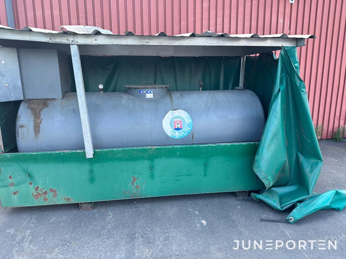 Dieseltank inbyggd 3000 liter