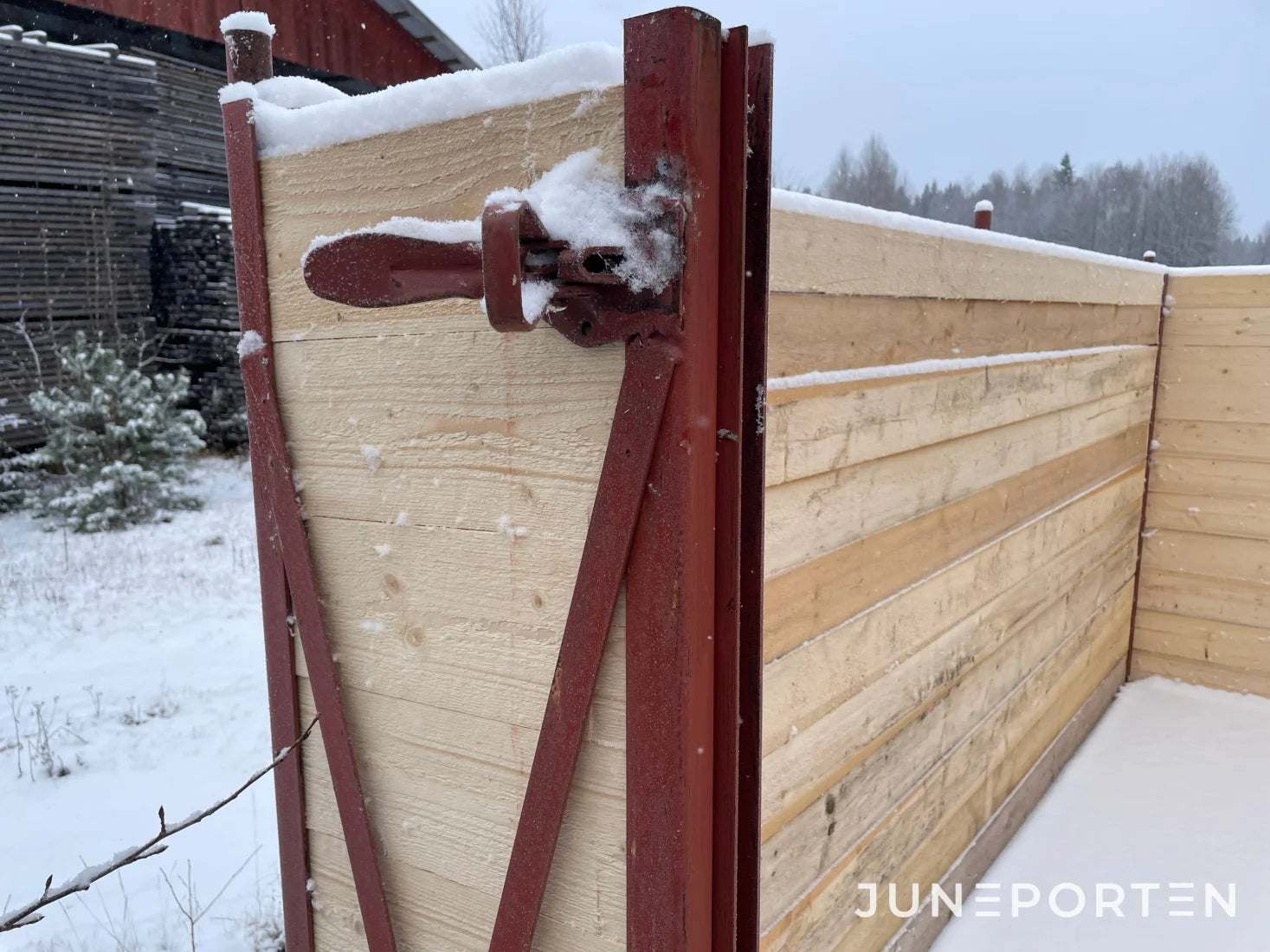 Djurtransport med trägavlar